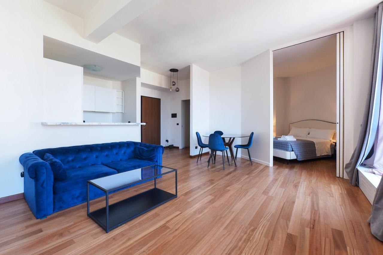 Duomo Luxury Apartment IV Милано Екстериор снимка