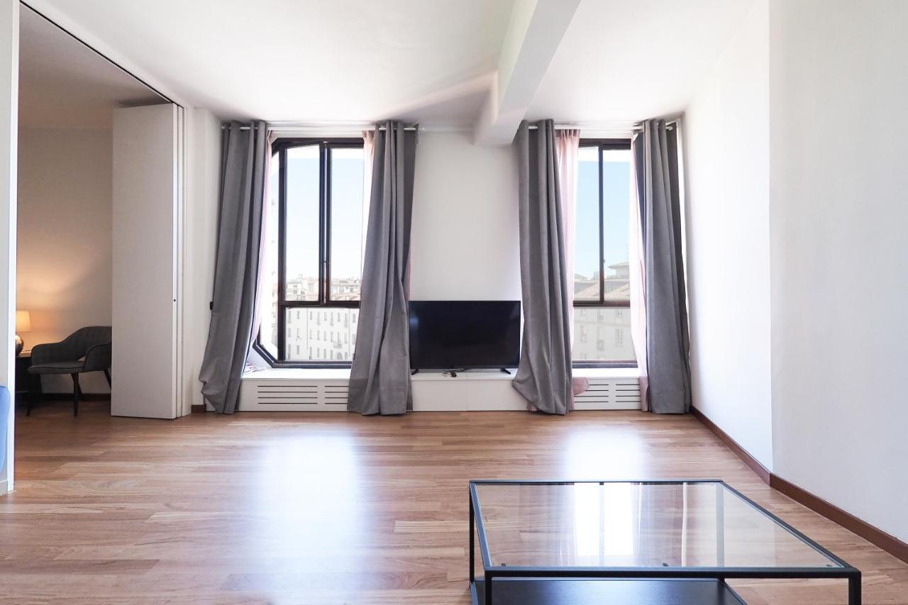 Duomo Luxury Apartment IV Милано Екстериор снимка